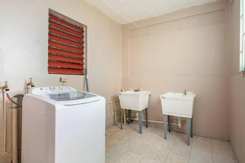 Fully Ac 2Br, 5 Mins From Ian Fleming Int Airport Villa Boscobel Semesterbostad