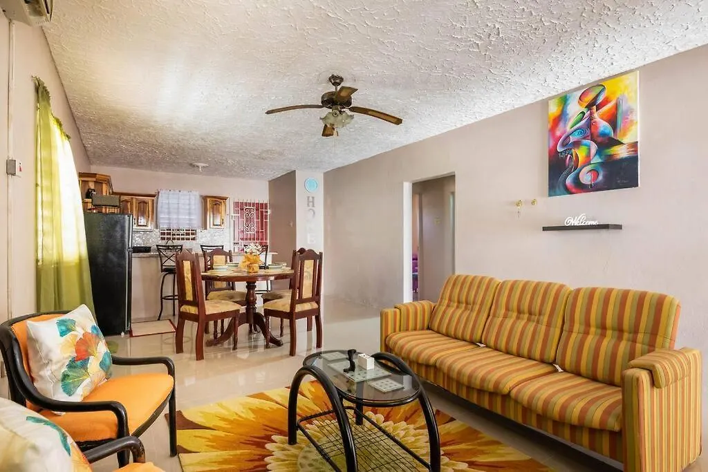 Semesterbostad Fully Ac 2Br, 5 Mins From Ian Fleming Int Airport Villa Boscobel Jamaica